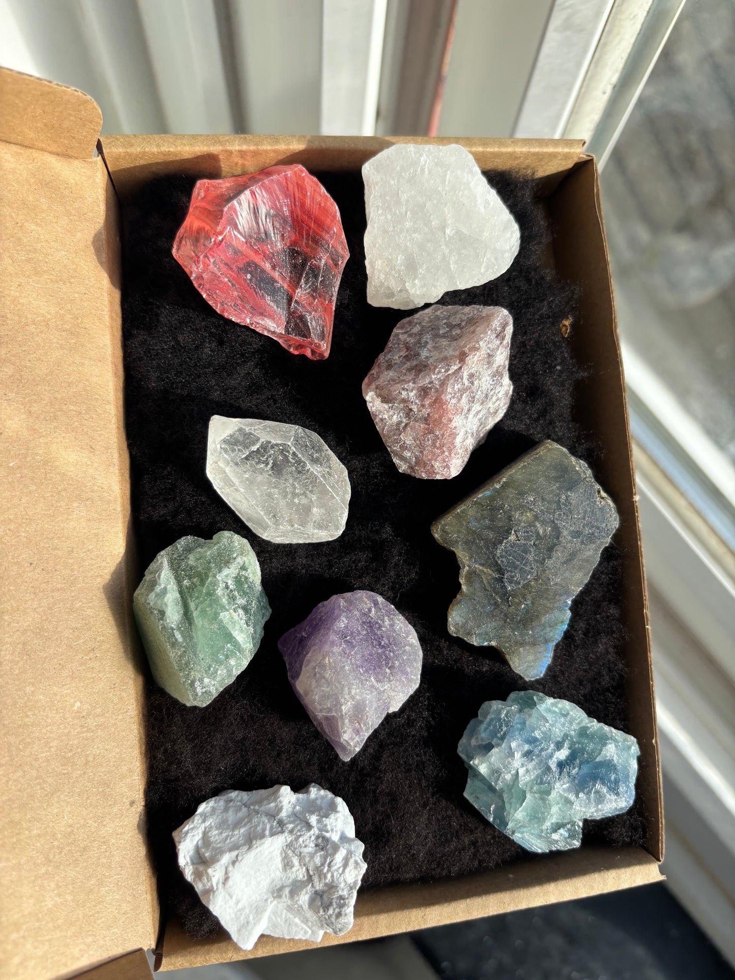 Raw Crystals Discovery Set - 9 Gemstones