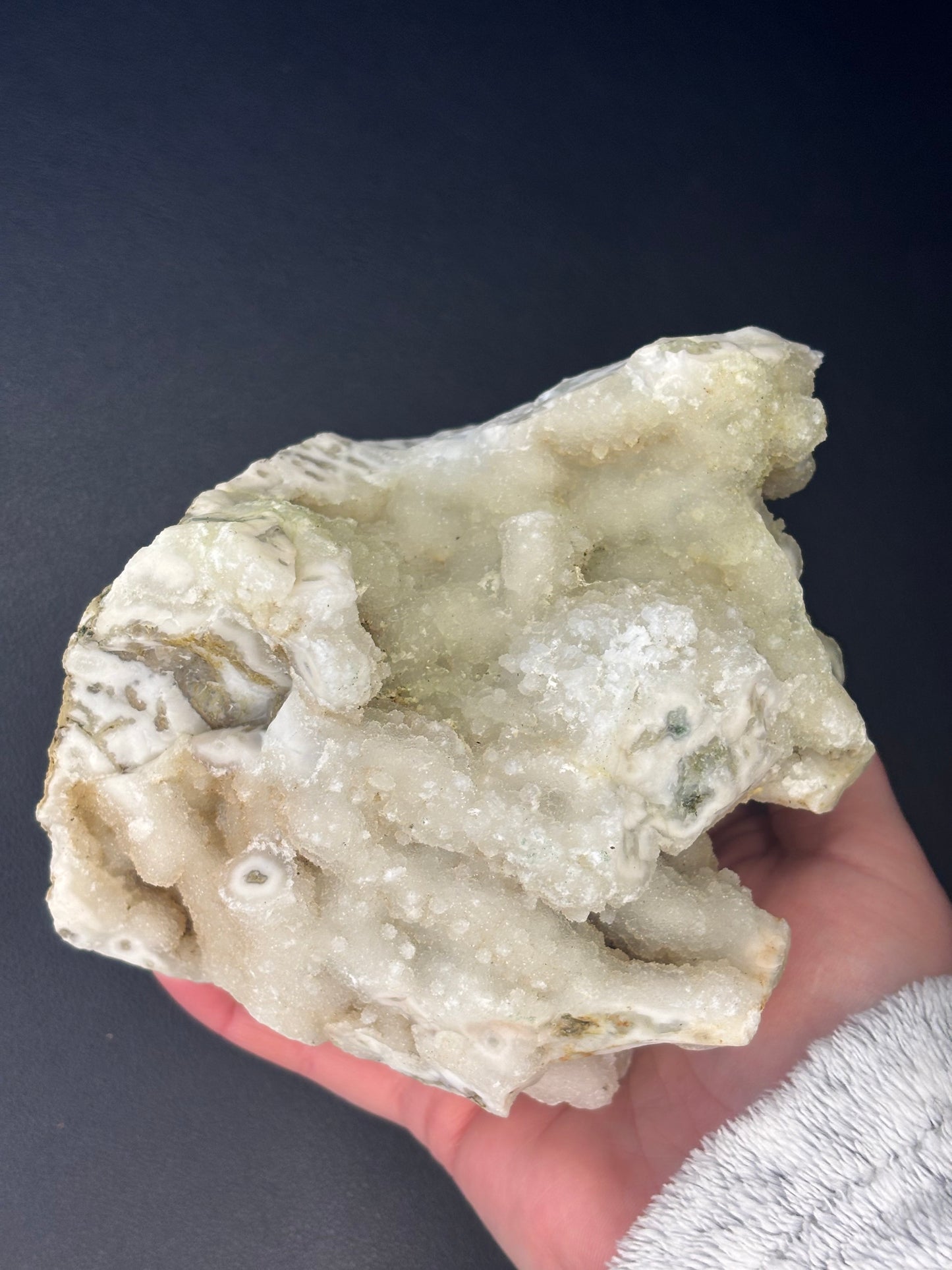 Natural Moss Agate Specimen - Grounding