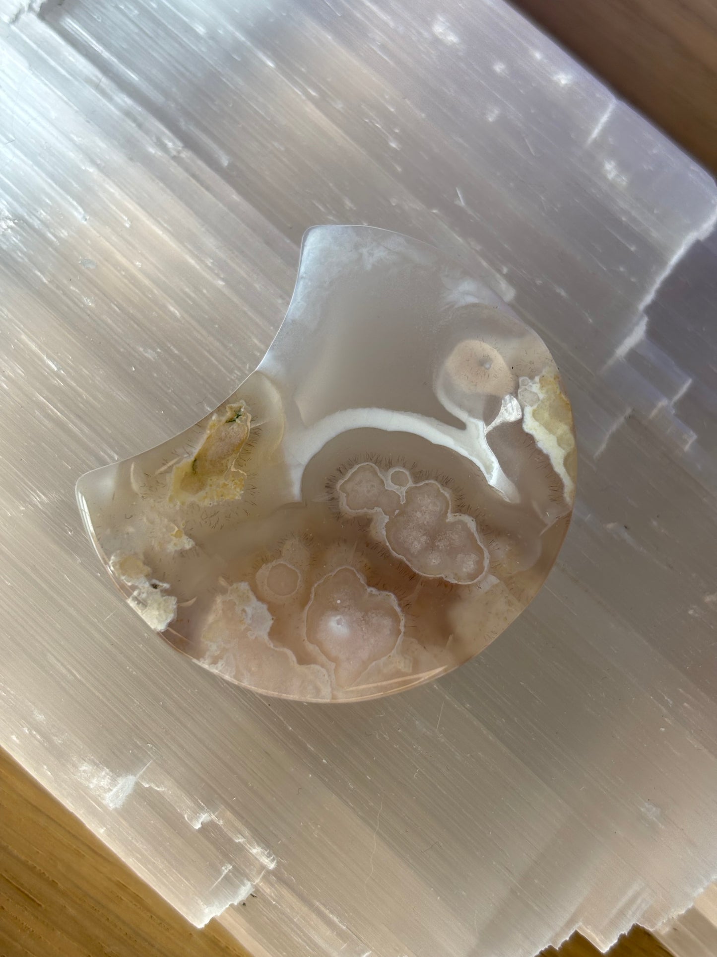 Flower Agate Moon dish