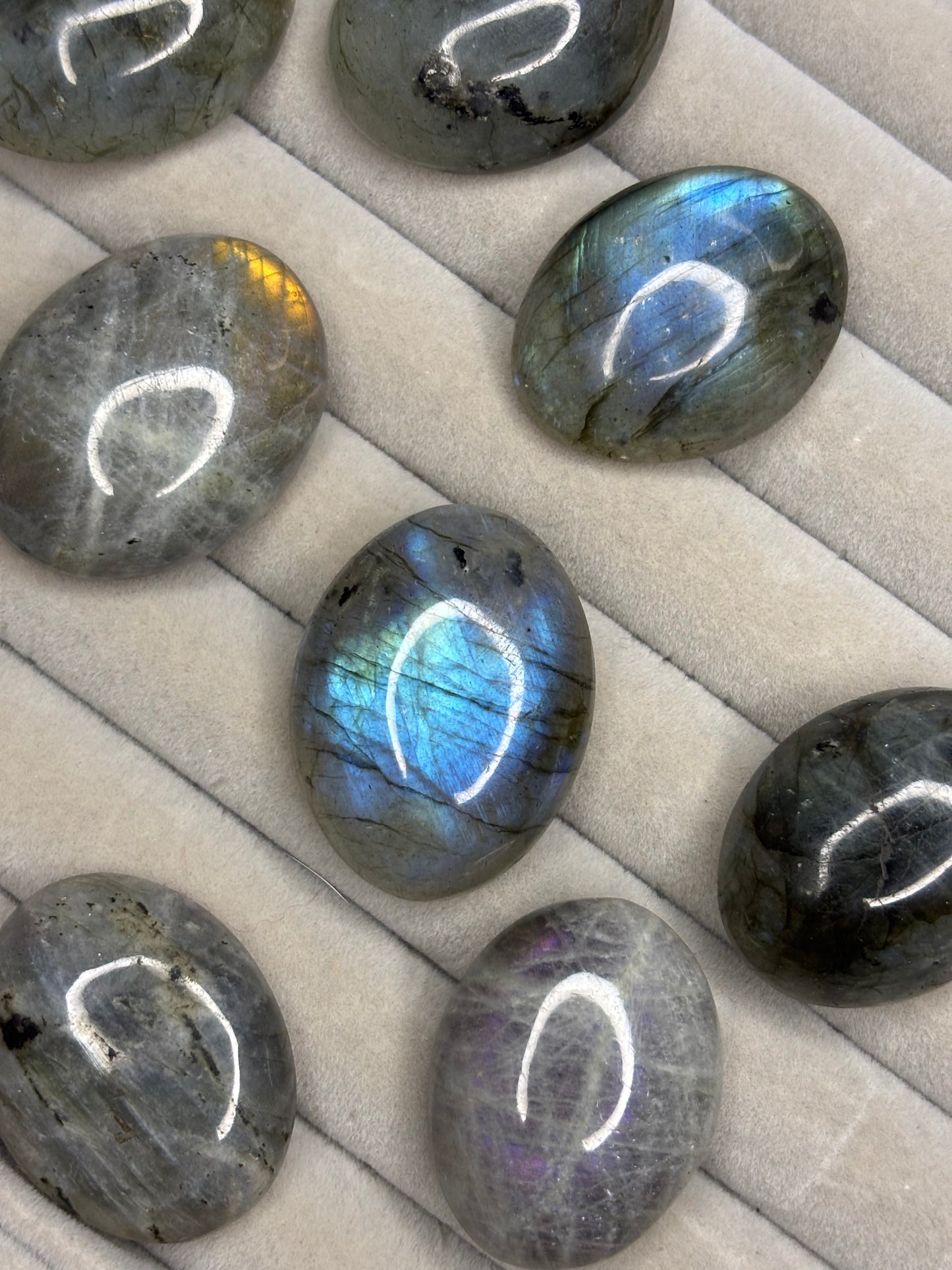 Labradorite cabochon