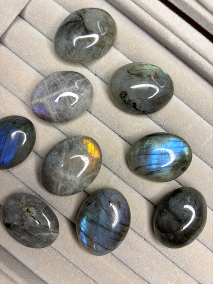 Labradorite cabochon